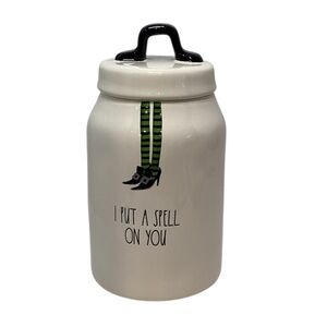 🍄 Rae Dunn Ceramic Jar with Lid